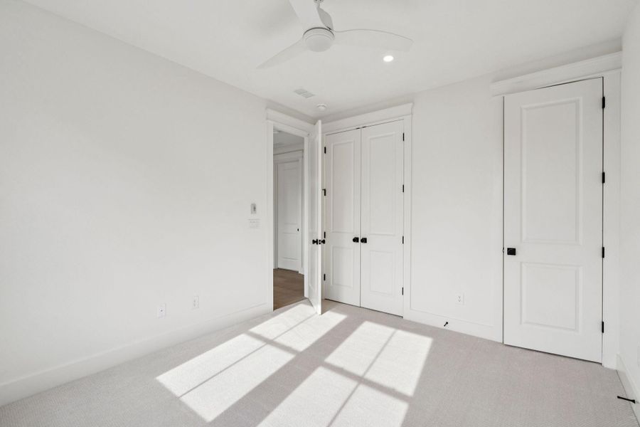 Spacious, unfurnished interior of a new home in , Mount Pleasant (Image 54).