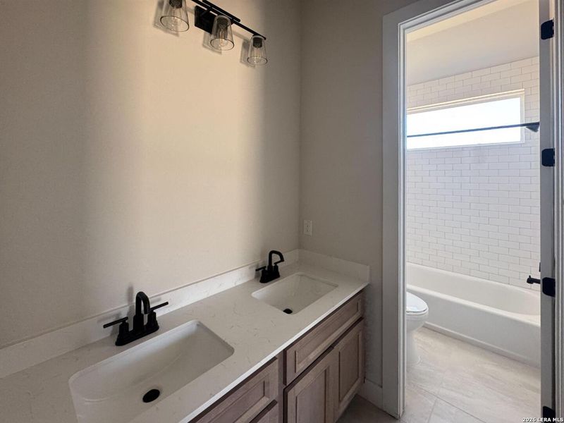 Image 39 of a home in Waldsanger.