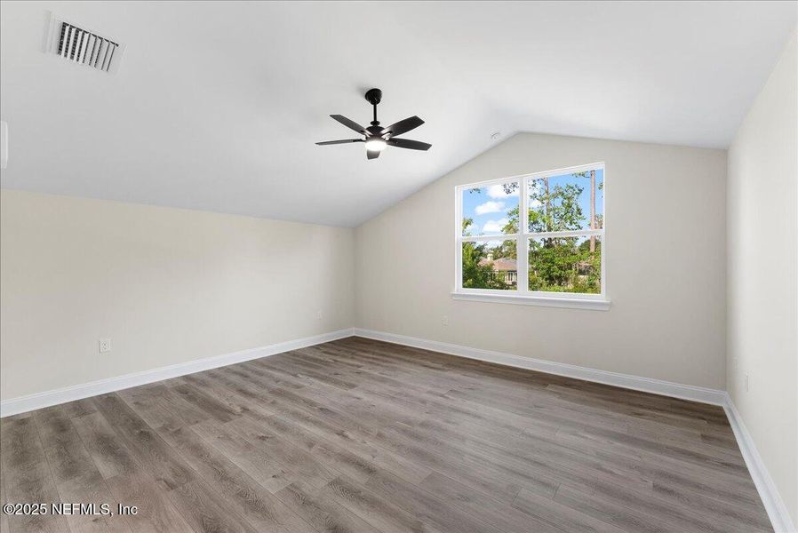 Spacious, unfurnished interior of a new home in , Fleming Island (Image 21).