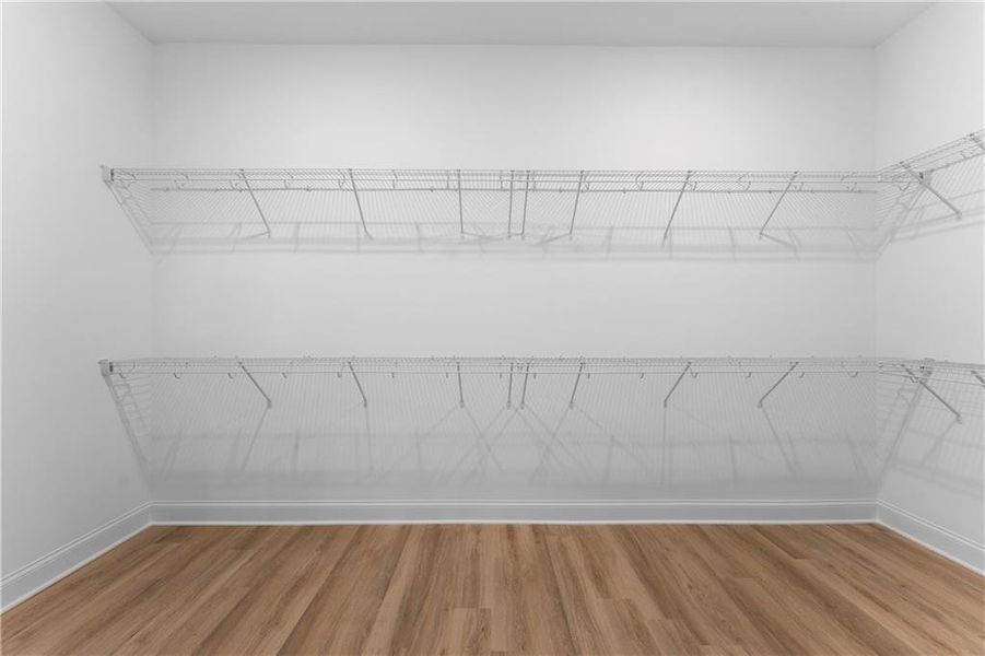 Spacious, unfurnished interior of a new home in , Waleska (Image 20).