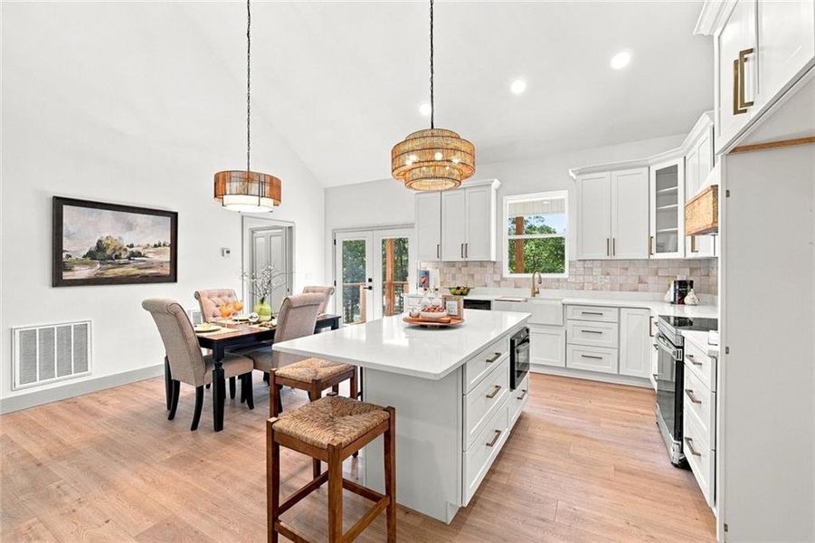 Furnished interior view inside a new home in , Resaca (Image 14).