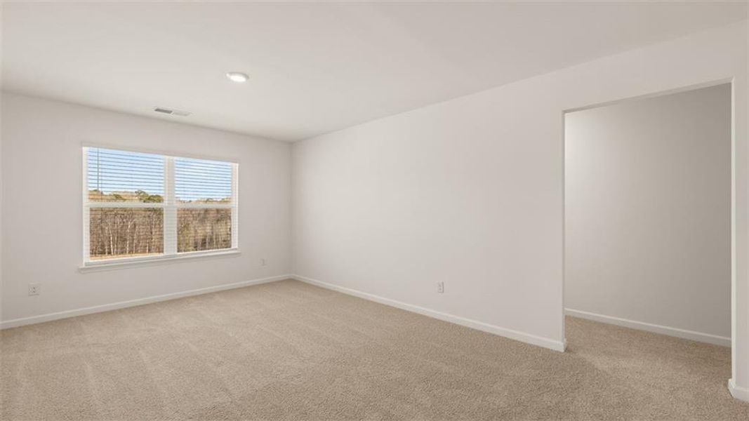 Spacious, unfurnished interior of a new home in Kingston Ranch at Lake Oconee, Buckhead (Image 28).