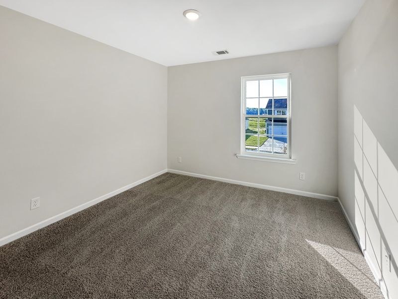 Spacious, unfurnished interior of a new home in Tranquil South, Hinesville (Image 20).