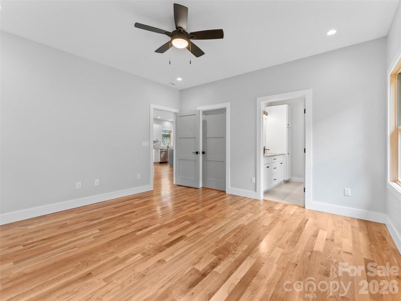 Spacious, unfurnished interior of a new home in , Brevard (Image 22).