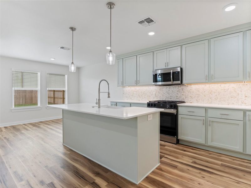 Furnished interior view inside a new home in , Palacios (Image 7).