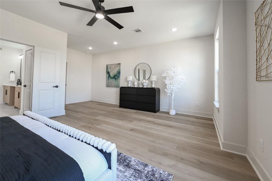 Furnished interior view inside a new home in , Houston (Image 13).