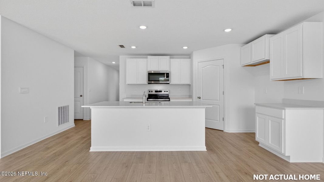 Furnished interior view inside a new home in Copes Landing, Jacksonville (Image 10).