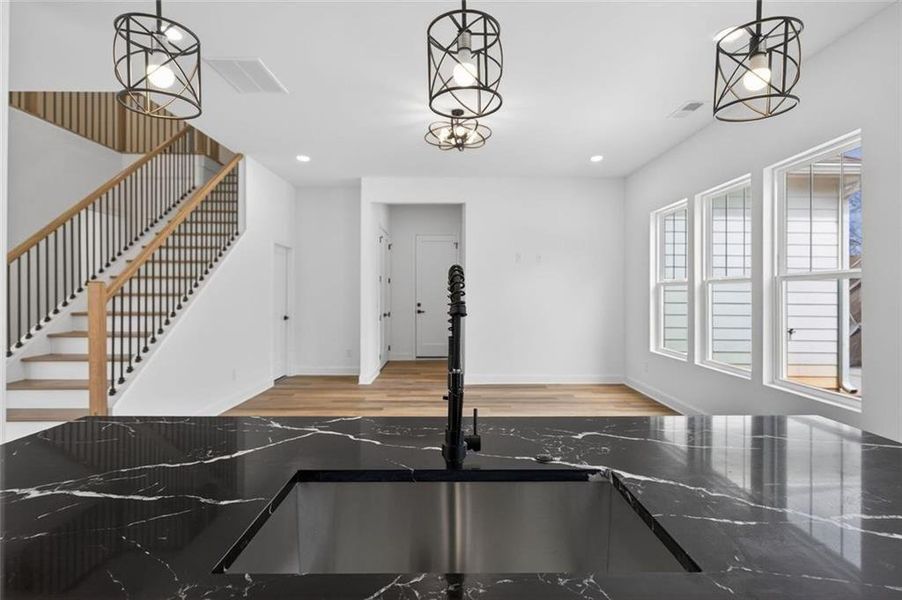 Image 21 of a home in .