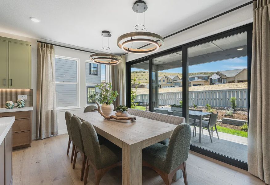 Madison Model Dining - 12 of 25