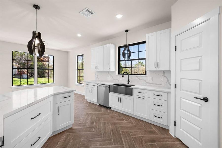 Furnished interior view inside a new home in , Granbury (Image 15). Furnished interior view inside a new home in , Granbury (Image 15).