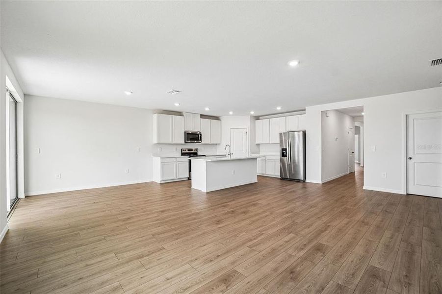 Spacious, unfurnished interior of a new home in Pine Ridge Meadows, Hudson (Image 36).