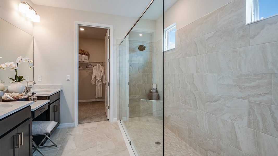 Furnished interior view inside a new home in Veranda Oaks, Port St. Lucie (Image 17).