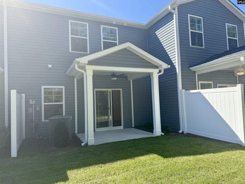 Exterior details and patio area of a home in Walker’s Trail, Lexington (Image 27).