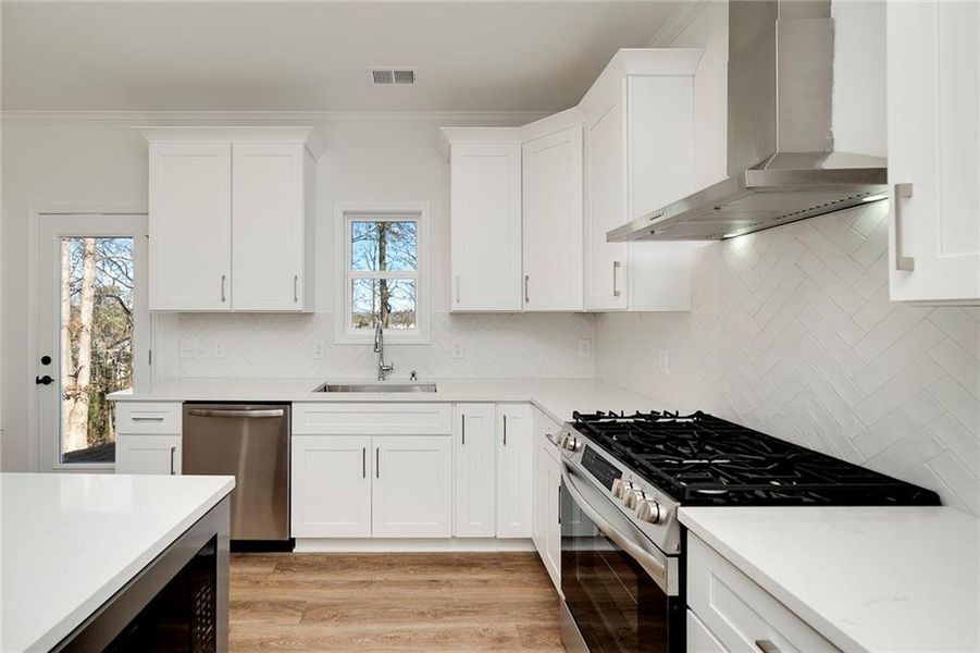 Furnished interior view inside a new home in , Buford (Image 7).
