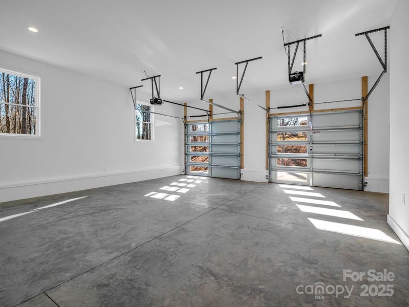 Spacious, unfurnished interior of a new home in , Morganton (Image 38). Spacious, unfurnished interior of a new home in , Morganton (Image 38).
