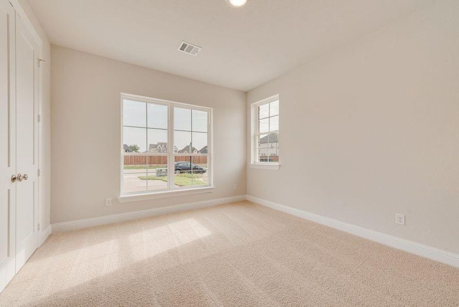 Spacious, unfurnished interior of a new home in Somercrest, Midlothian (Image 26).