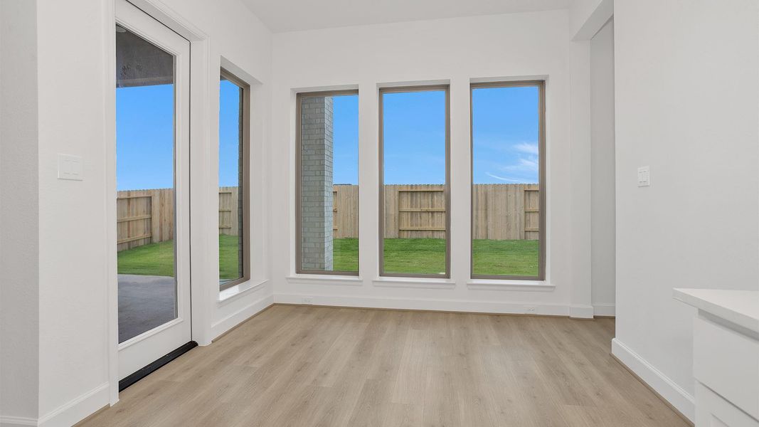 Spacious, unfurnished interior of a new home in StoneCreek Estates, Richmond (Image 16).