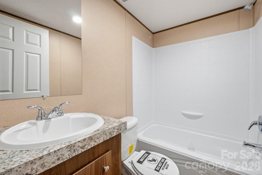 2nd Bathroom
