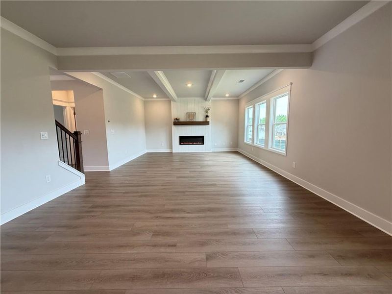 Spacious, unfurnished interior of a new home in Ponderosa Farms Manor, Gainesville (Image 35).