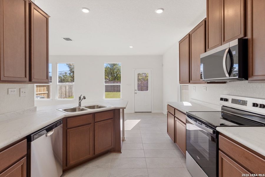 Furnished interior view inside a new home in Spanish Trails Villas, San Antonio (Image 7). Furnished interior view inside a new home in Spanish Trails Villas, San Antonio (Image 7).
