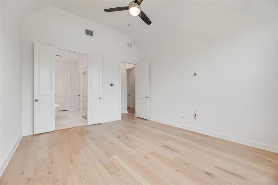 Spacious, unfurnished interior of a new home in The Grove Frisco - 40' Lots, Frisco (Image 18).