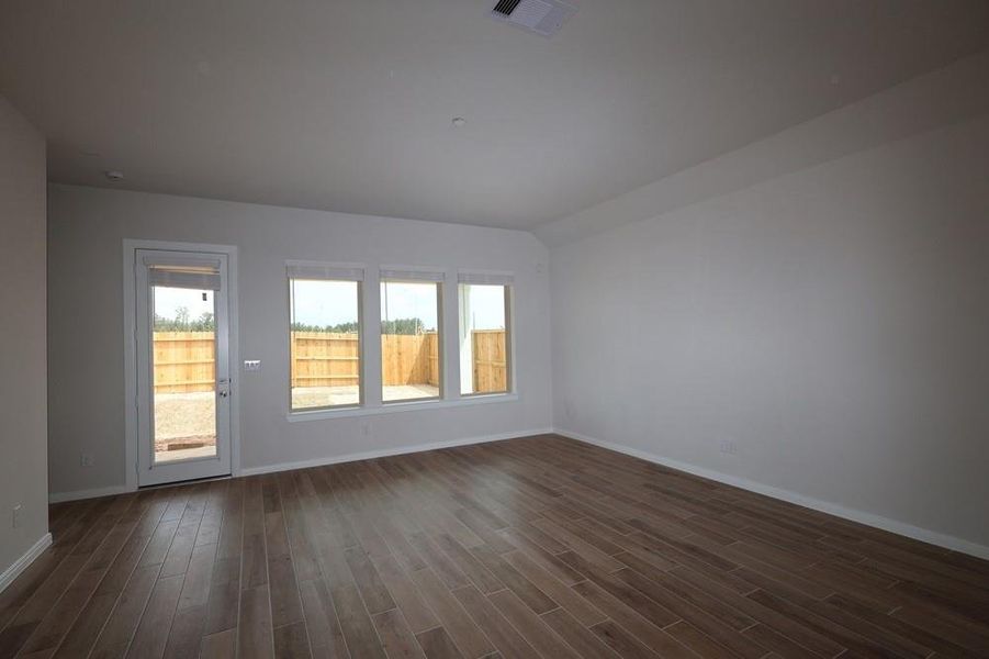 Spacious, unfurnished interior of a new home in Escondido - Retreat Collection, Magnolia (Image 7).