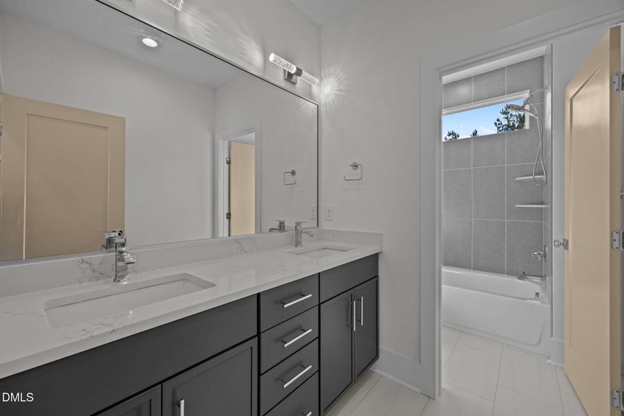 50-web-or-mls-IMG_0127 50-web-or-mls-IMG_0127