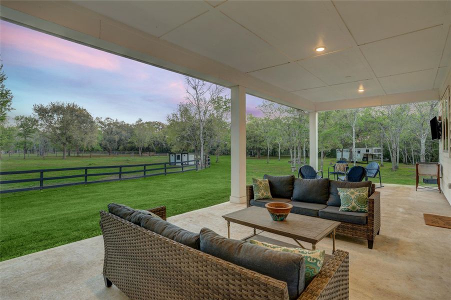 Exterior details and patio area of a home in , Richmond (Image 23).