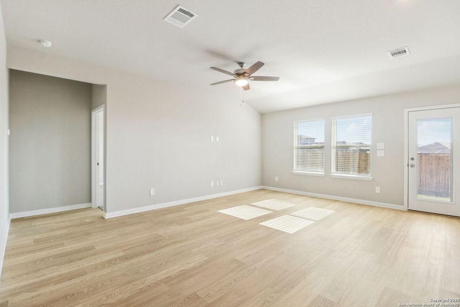 Spacious, unfurnished interior of a new home in Legendary Trails - Classic Series, Cibolo (Image 31). Spacious, unfurnished interior of a new home in Legendary Trails - Classic Series, Cibolo (Image 31).