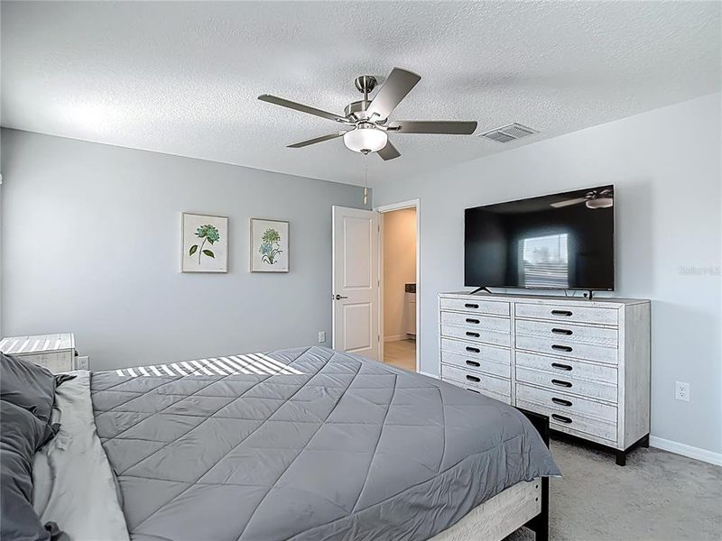 Furnished interior view inside a new home in , Spring Hill (Image 32).