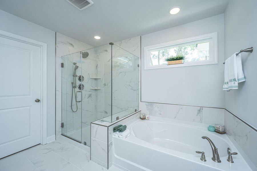 Furnished interior view inside a new home in Sea Island Preserve, Johns Island (Image 38). Furnished interior view inside a new home in Sea Island Preserve, Johns Island (Image 38).