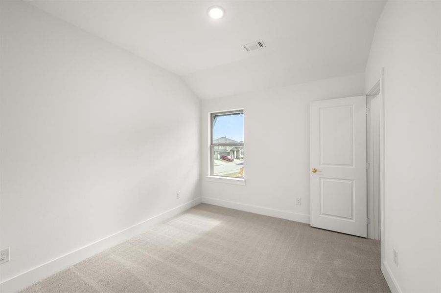 1521 Laurel- Bedroom-5048 1521 Laurel- Bedroom-5048