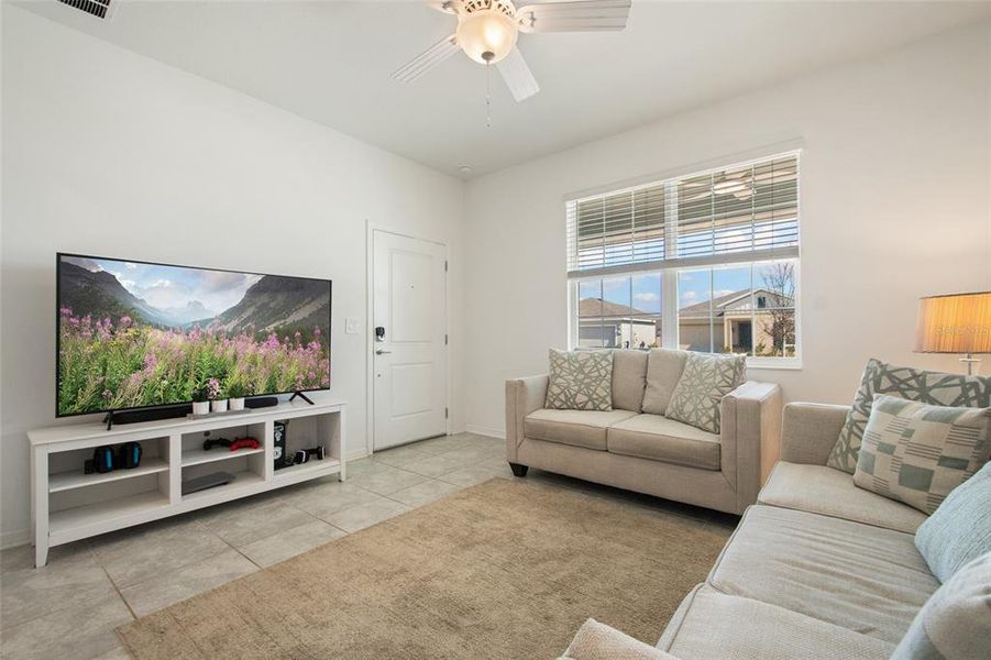Furnished interior view inside a new home in , Winter Haven (Image 40).