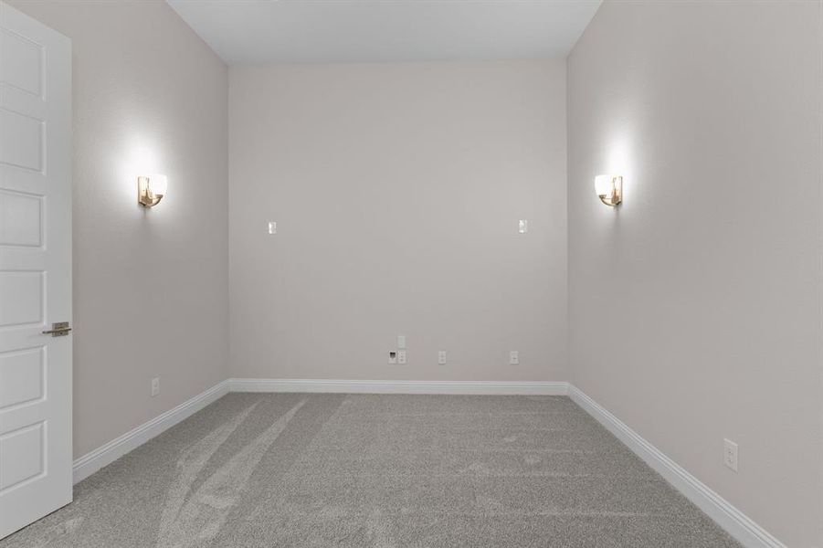 Spacious, unfurnished interior of a new home in Windsong Ranch, Prosper (Image 24). Spacious, unfurnished interior of a new home in Windsong Ranch, Prosper (Image 24).