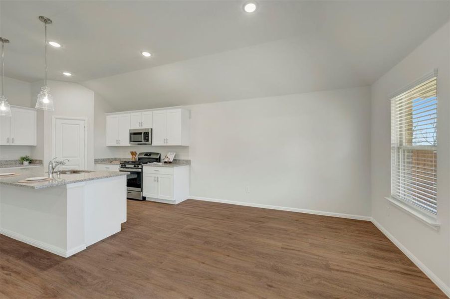 Furnished interior view inside a new home in Sanderos, Fort Worth (Image 12).