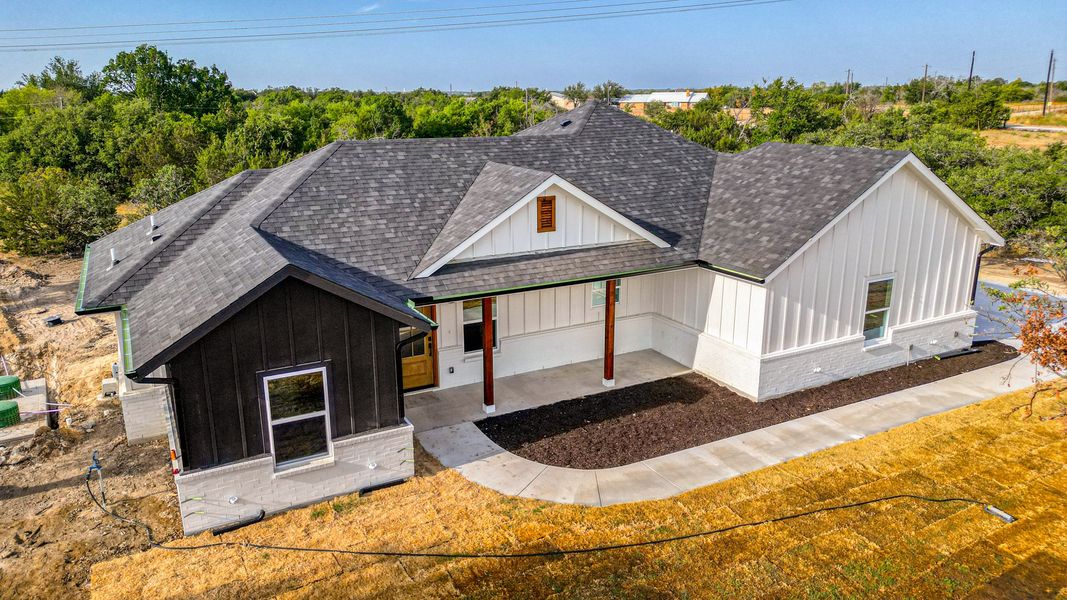 Representative exterior details of a home built from the Lucas by Zeal Home Builders in Echo Grove, Poolville (Image 52).