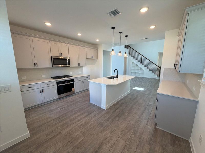 Furnished interior view inside a new home in Pulte Homes at Two Step Farm, Montgomery (Image 10).
