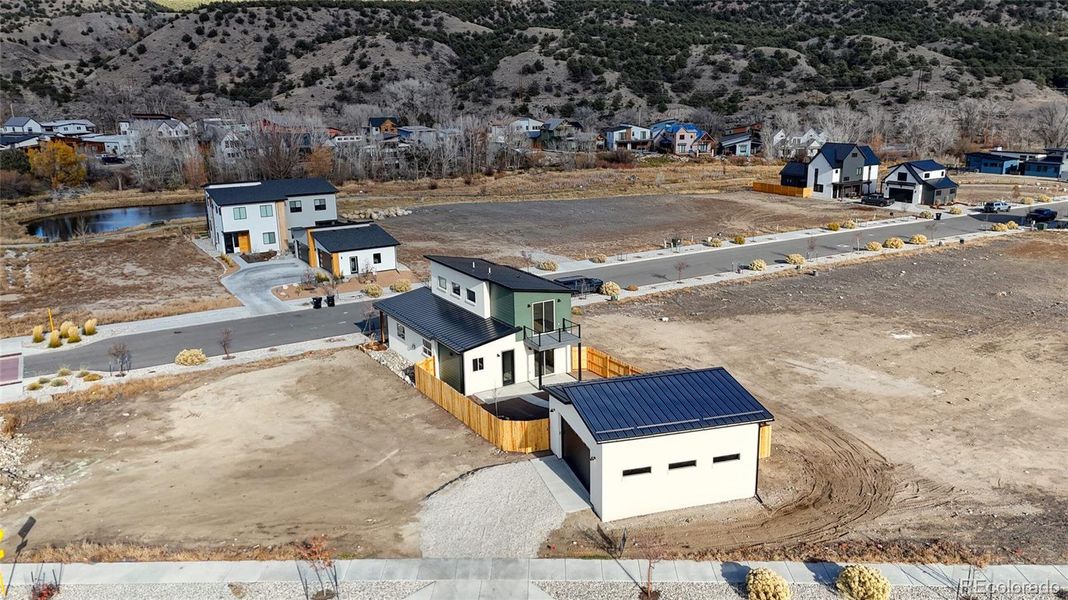 Oversized 2 car detached garage