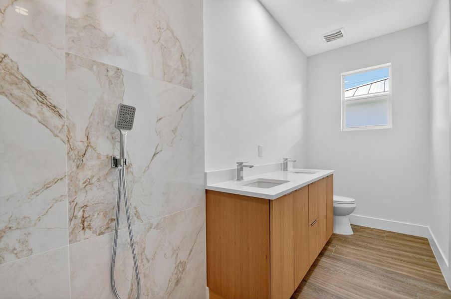 Furnished interior view inside a new home in , Jupiter (Image 18).