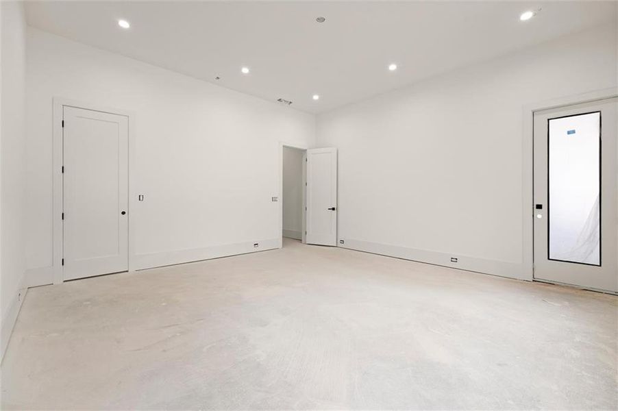 Spacious, unfurnished interior of a new home in , Cumming (Image 31). Spacious, unfurnished interior of a new home in , Cumming (Image 31).