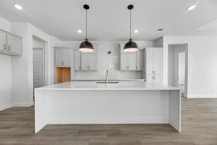 Furnished interior view inside a new home in Candela, Richmond (Image 9).