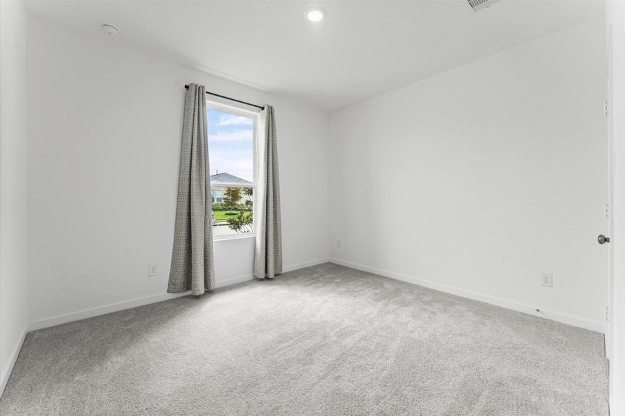 Spacious, unfurnished interior of a new home in The Grand Prairie, Hockley (Image 31).