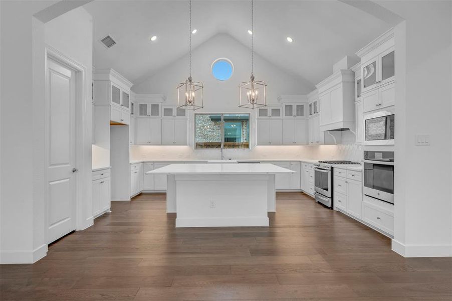 Furnished interior view inside a new home in Wellington, Haslet (Image 9).