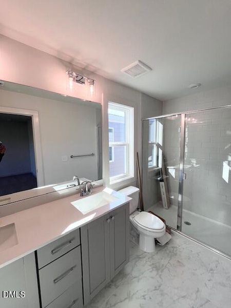 Interior 10 - 27 Dec 2025