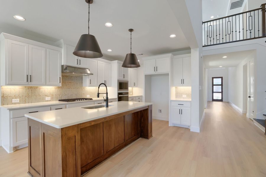 4324 Double Diamond - Kitchen