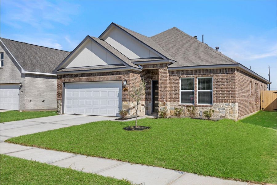 Image 30 of a home in Kendall Lakes. Image 30 of a home in Kendall Lakes.