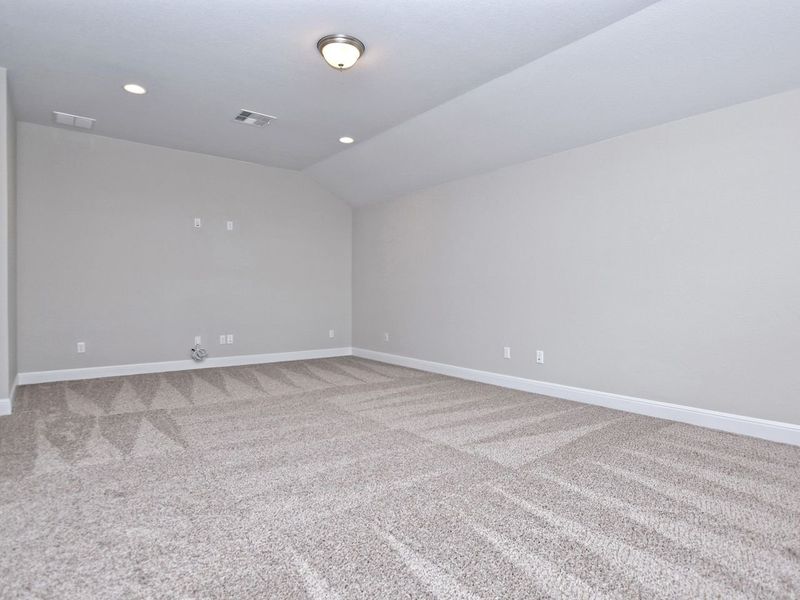 Representative unfurnished interior of a home built from the Madera II by Giddens Homes in Scofield Farms Estates, Georgetown (Image 295).