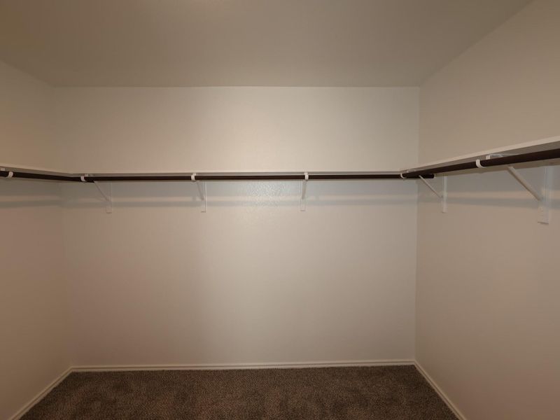 Spacious, unfurnished interior of a new home in Cascades at Onion Creek, Austin (Image 11).