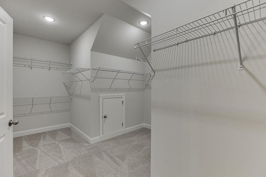 Spacious, unfurnished interior of a new home in , Bishop (Image 47). Spacious, unfurnished interior of a new home in , Bishop (Image 47).