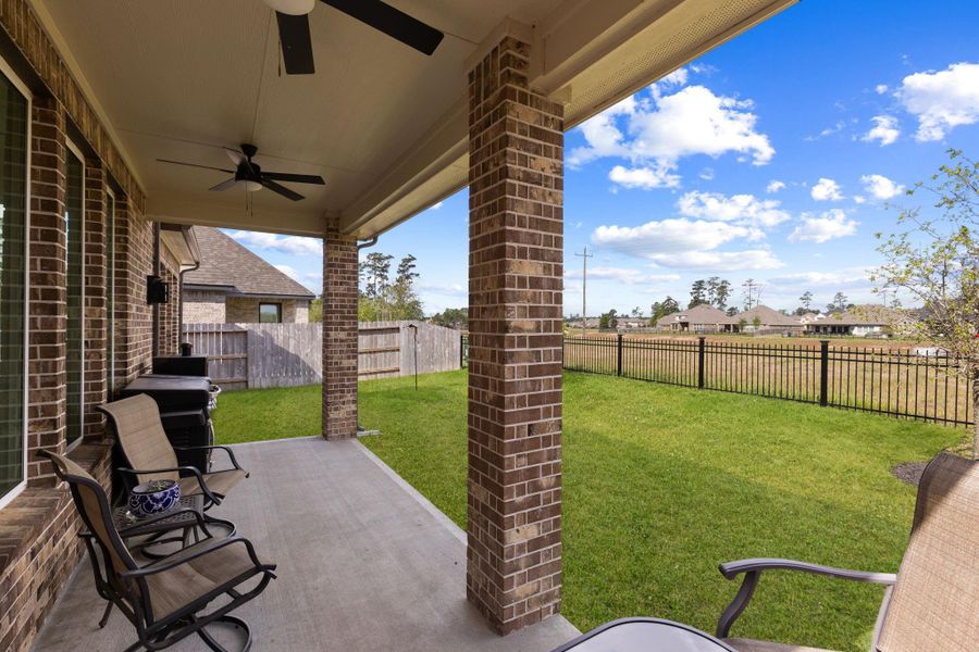 Enjoy watching Blue Herons, Bald Eagles and Osprey from the privacy of your backyard.